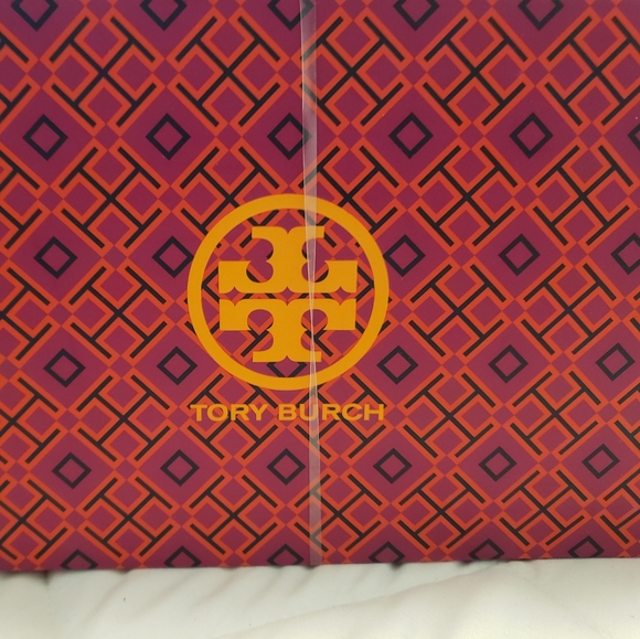 Tory Burch Thong Welt Leather Sandals Black 9 - Picture 2 of 16